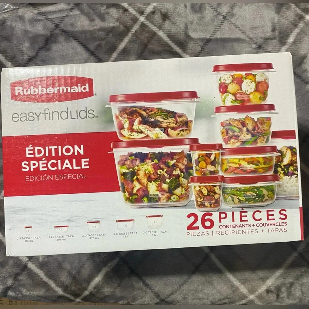 Rubbermaid Set, Tupperware 26 Piece set! New!